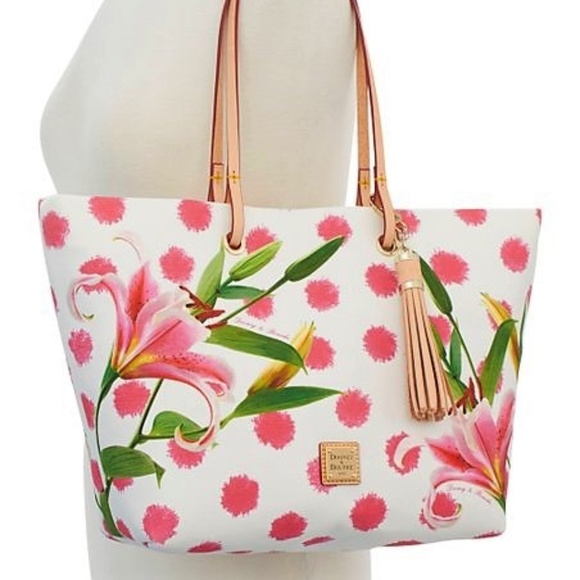 dooney and bourke addison tote
